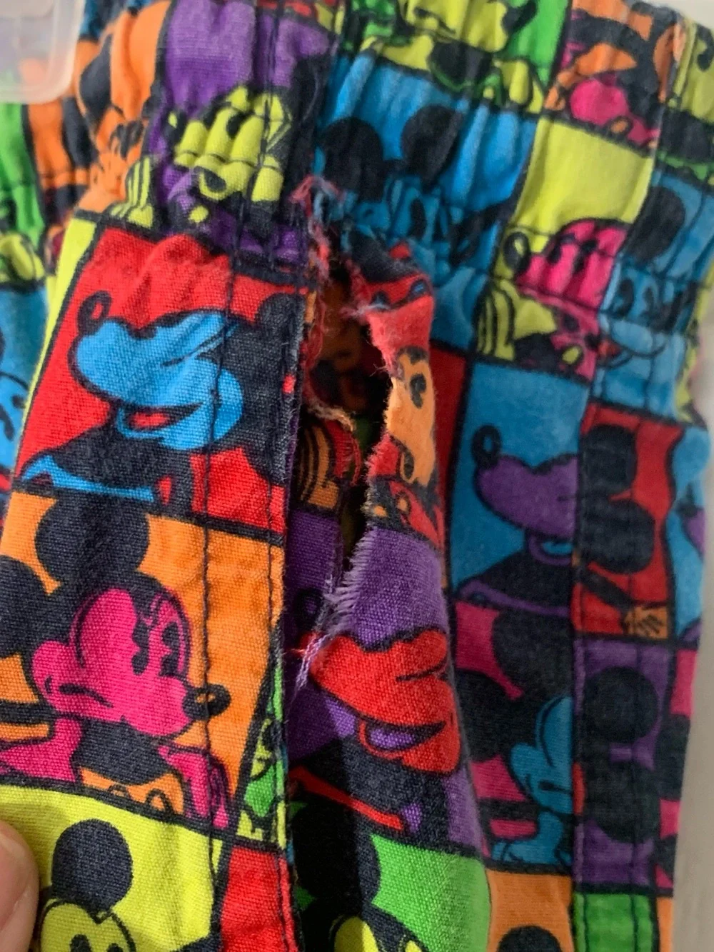 Disney Parks Colorful Mickey Mouse Lounge Pajama Pants Men’s US M Medium Flaw